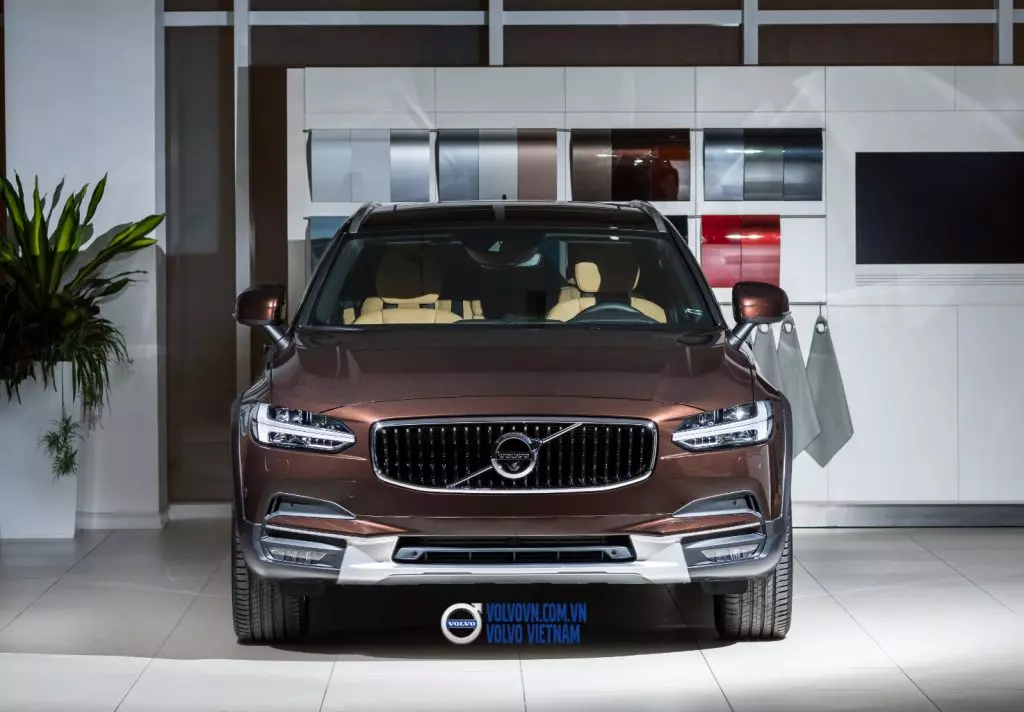 Volvo V90 Cross Country