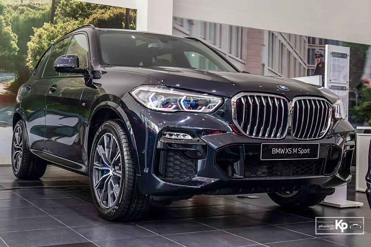 Ảnh Tổng quát xe BMW X5 M-Sport 2021