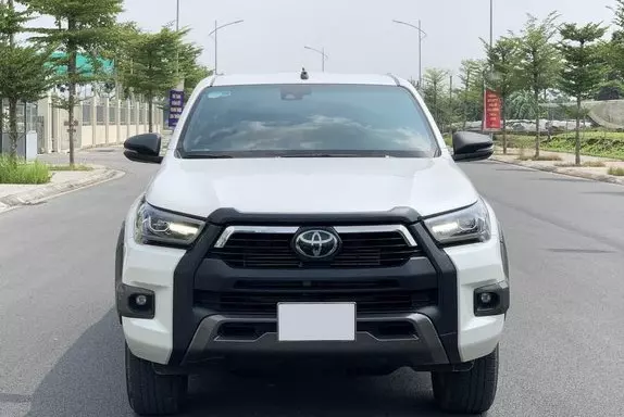 Nên ưu tiên chọn mua xe Toyota Hilux cũ đời 2016 trở lại đây vì chưa xuất hiện lỗi vặt