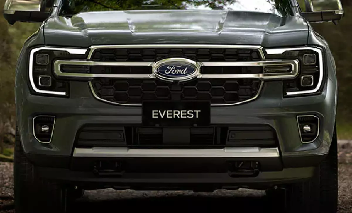 Ford Everest 2023 - Thiết kế mạnh mẽ và rộng rãi