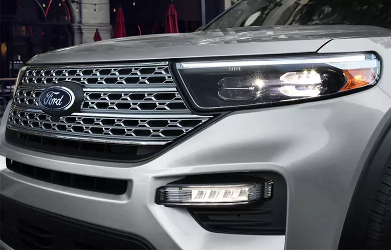 Hệ thống chiếu sáng của Ford Explorer hầu hết đều sử dụng các bóng LED