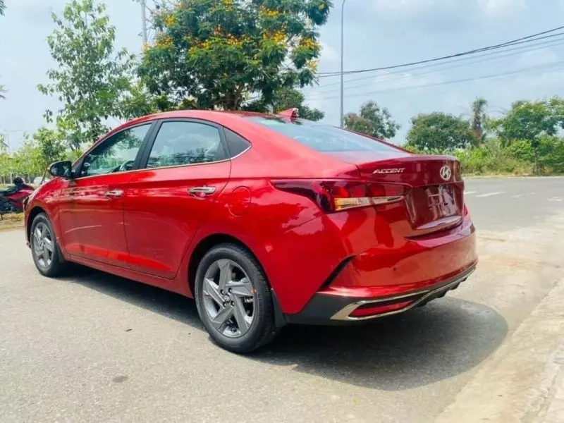 Đuôi xe Hyundai Accent 2024