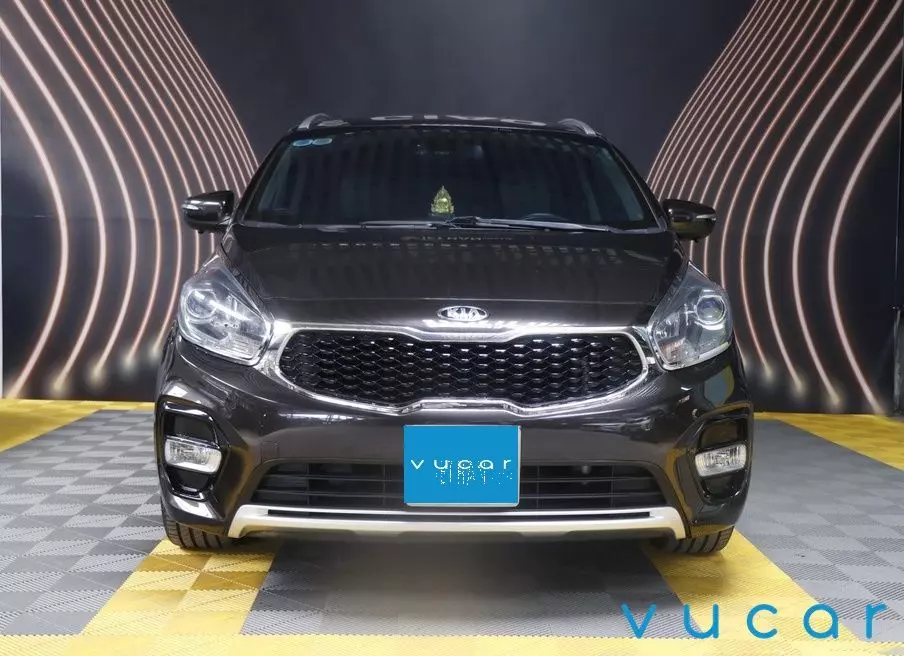 Kia Rondo xe ô tô cũ tại Vucar