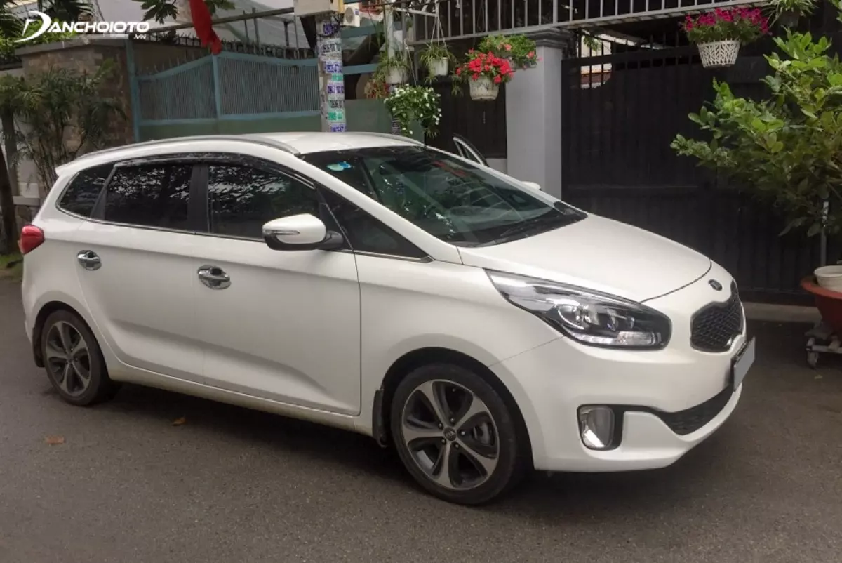 Kia Rondo 2015