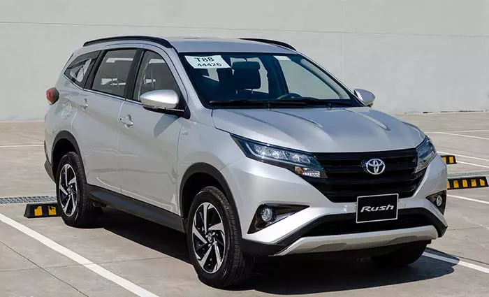 Toyota Rush giá 668 triệu đồng