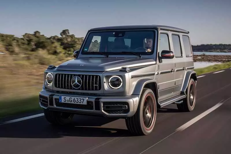 Mercedes AMG G63 được trang bị động cơ Bi-Turbo V8 5.4L