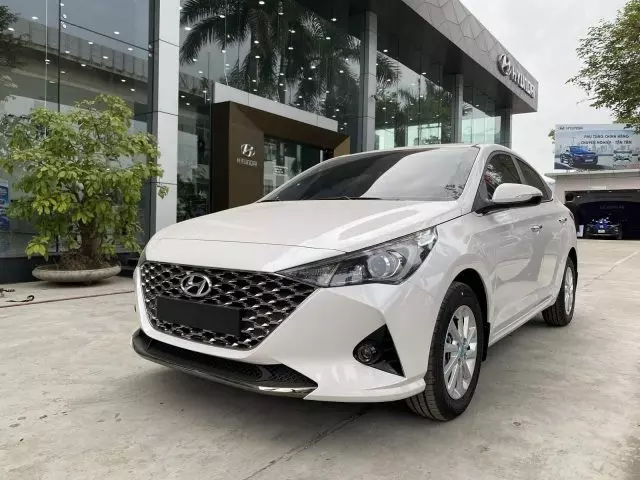 Các mẫu xe Hyundai cũ đang được săn đón