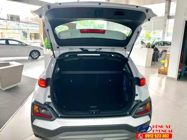 Cốp sau Hyundai Kona Turbo