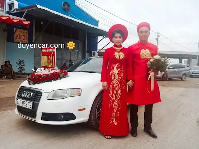 xe hoa mui trần Audi A4