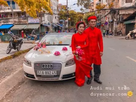 xe hoa mui trần Audi A4