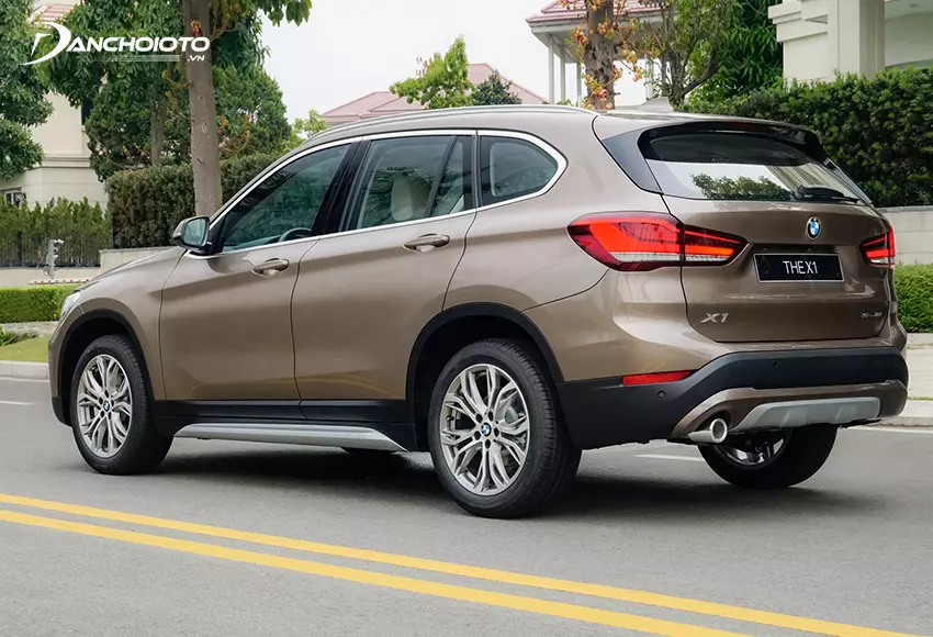 Mâm xe BMW X1 2024 kích thước 18 inch làm từ hợp kim nhôm