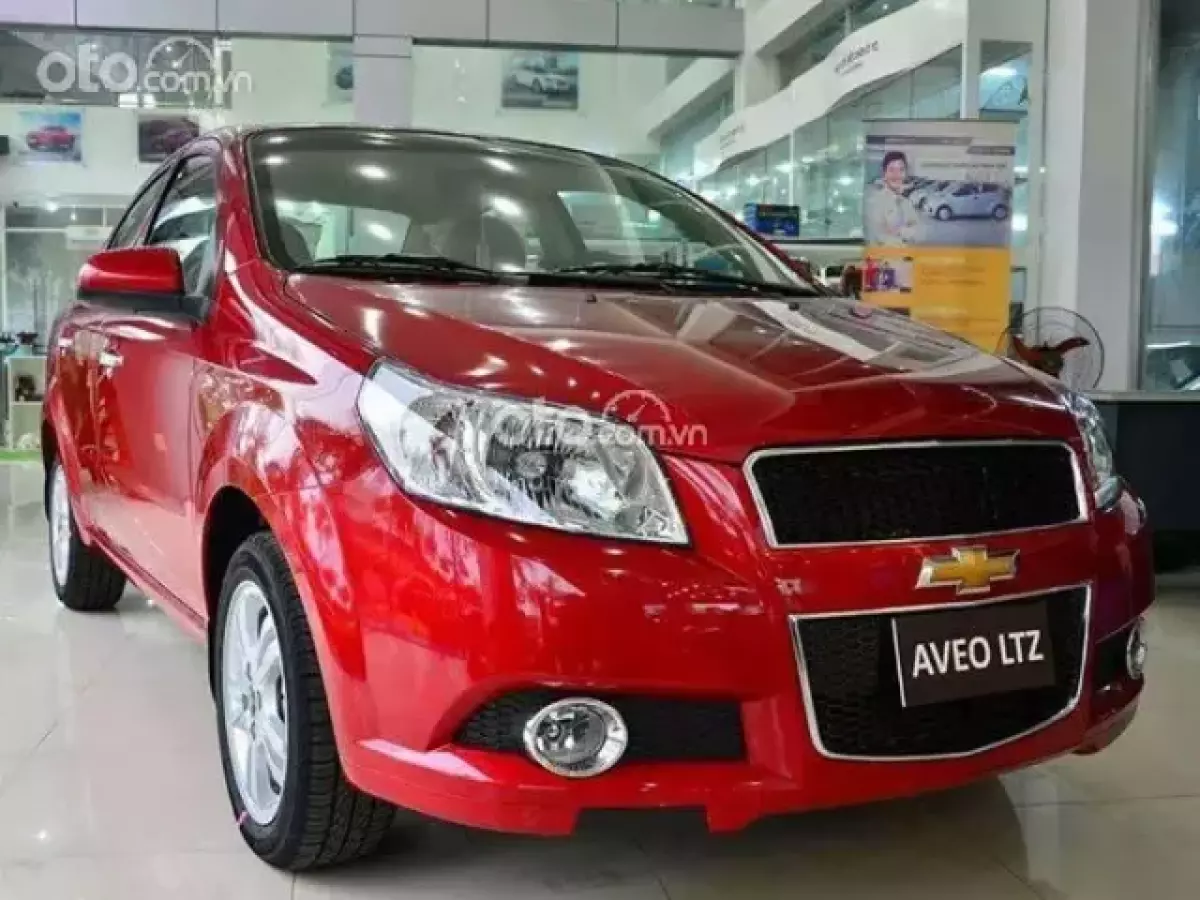 Giá xe Chevrolet Aveo 2018 hiện nay