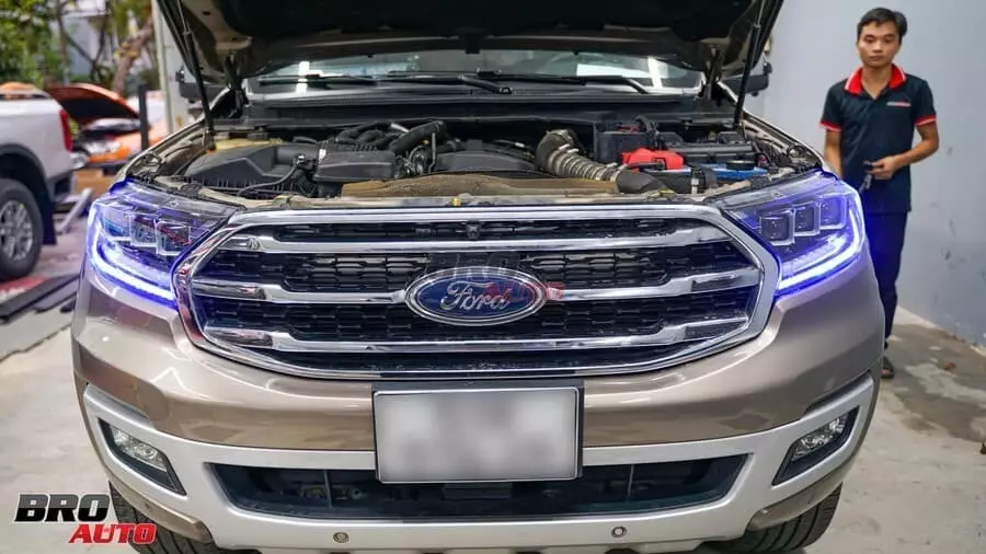 Tính năng đề nổ từ xa dành cho Ford Everest 2019