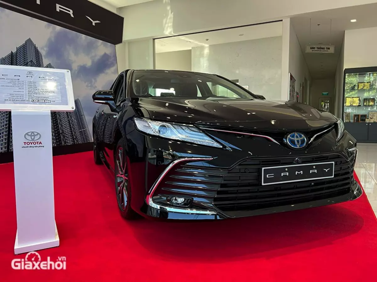 Toyota Camry 2.5HV 2024 động cơ Hybrid