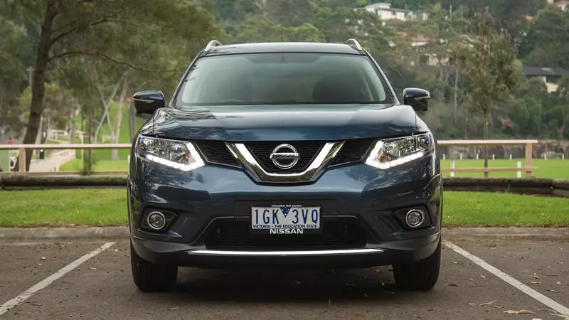 Đánh giá chi tiết Nissan X-Trail 2016 phiên bản 7 chỗ 2.5CVT - Ảnh 2