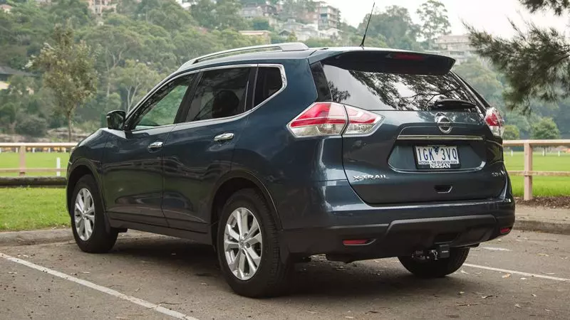 Đánh giá chi tiết Nissan X-Trail 2016 phiên bản 7 chỗ 2.5CVT - Ảnh 4