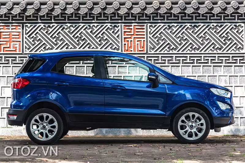 Đánh giá xe Ford EcoSport 2022 - Phần đầu xe