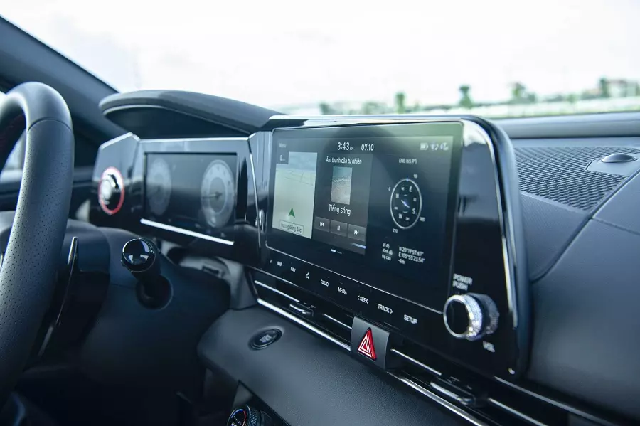 Hyundai Elantra 2024 Interior