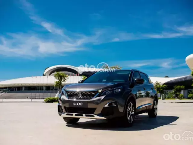 Ngoại thất xe Peugeot 5008