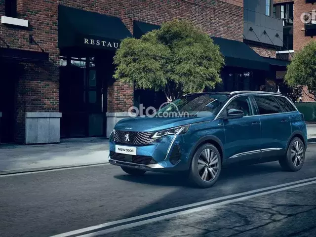 Đánh giá xe Peugeot 5008