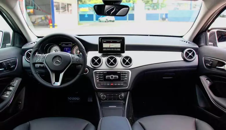 Mercedes-Benz GLA 200, SUV 5 chỗ sang trọng và thể thao