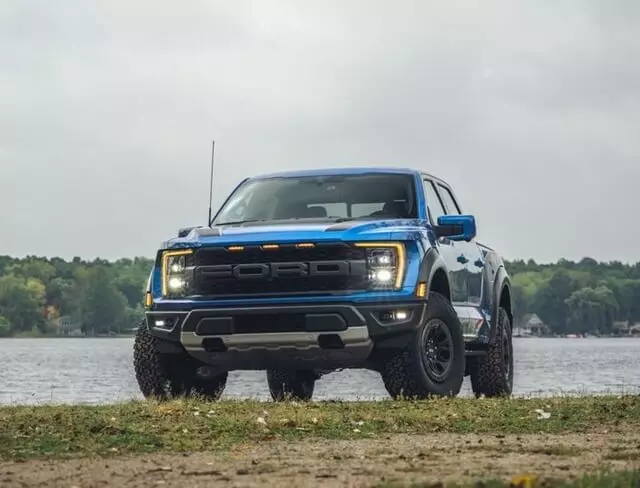 gia-xe-ford-raptor-f150