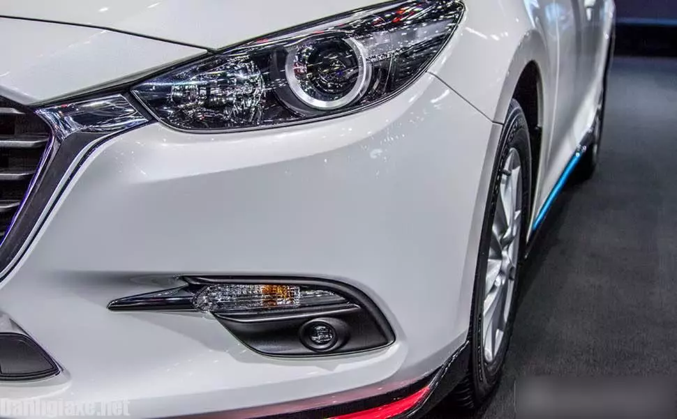 Đánh giá Mazda 3 2017 Facelift giá từ 680 triệu tại Việt Nam