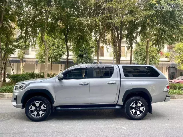 Đánh giá xe Toyota Hilux 2018