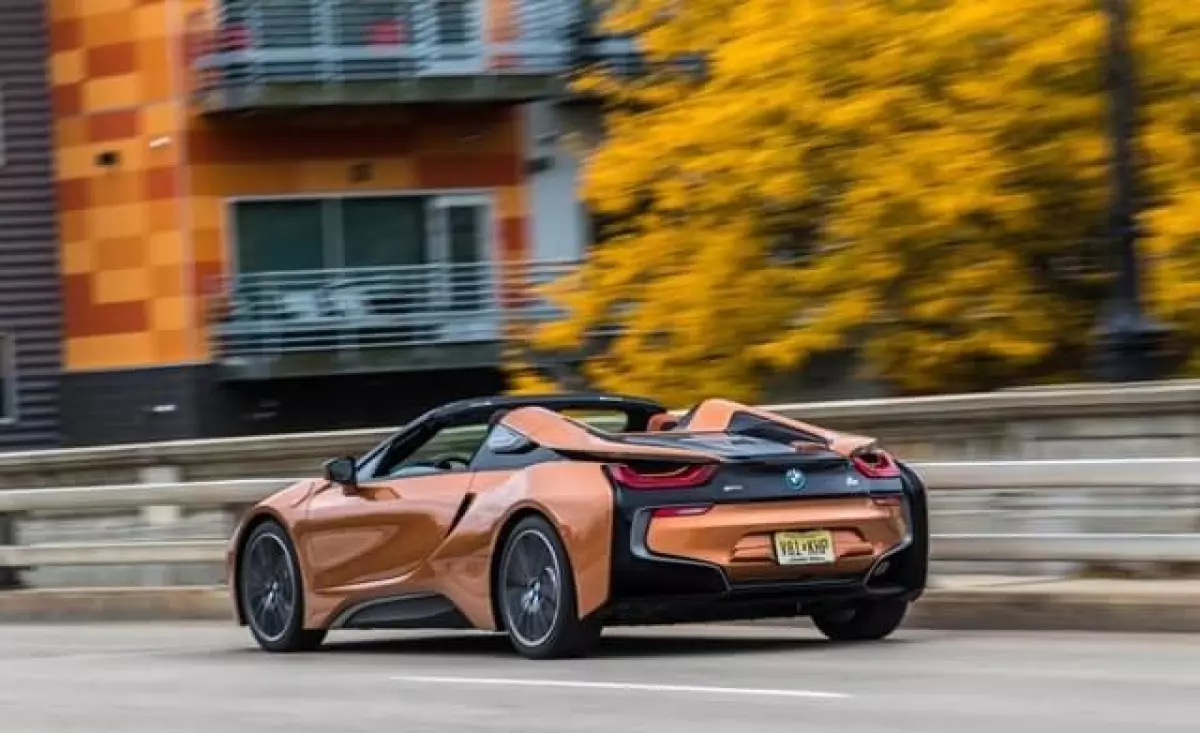 bmw-i8-ra-mat