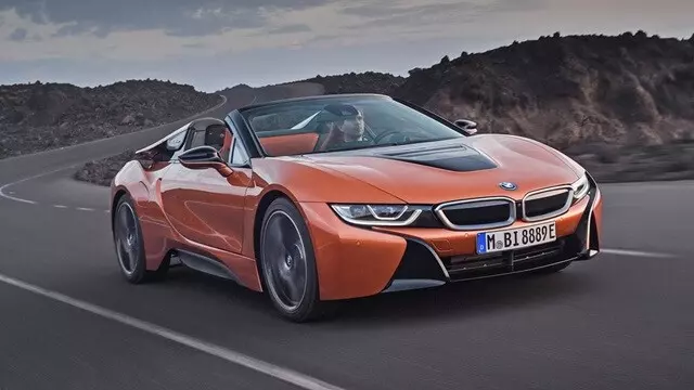 danh-gia-bmw-i8-roadster