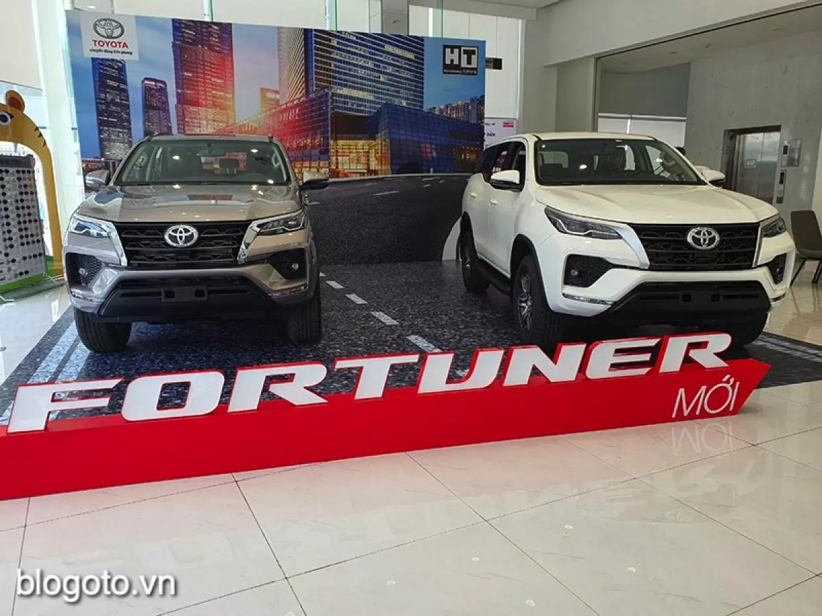 mua ban xe toyota fortuner 2021 toyota tan cang blogoto vn 6 1 - Toyota Fortuner 2022: đánh giá xe, giá bán & hình ảnh