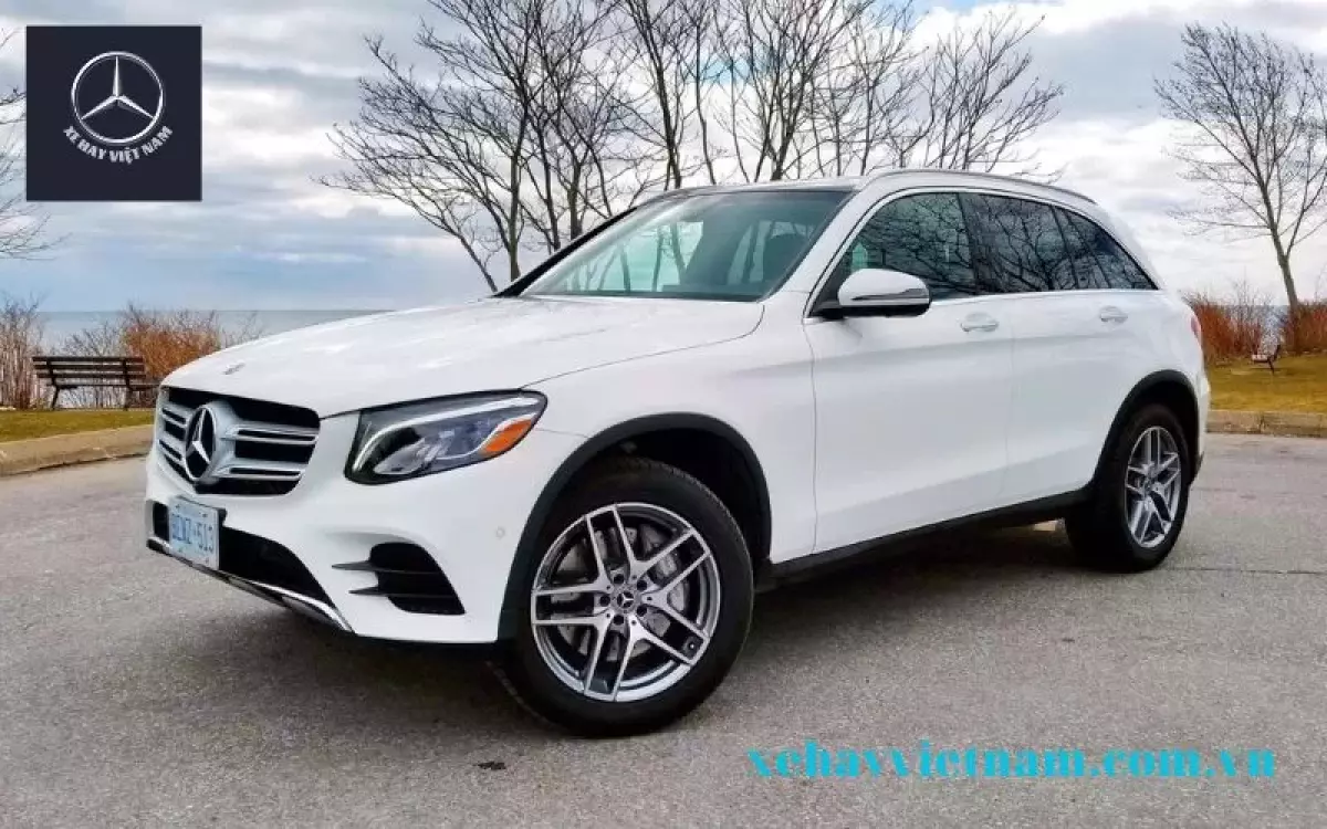 GLK 300 từng là một chiếc SUV hiện tượng thu hút người dùng Việt