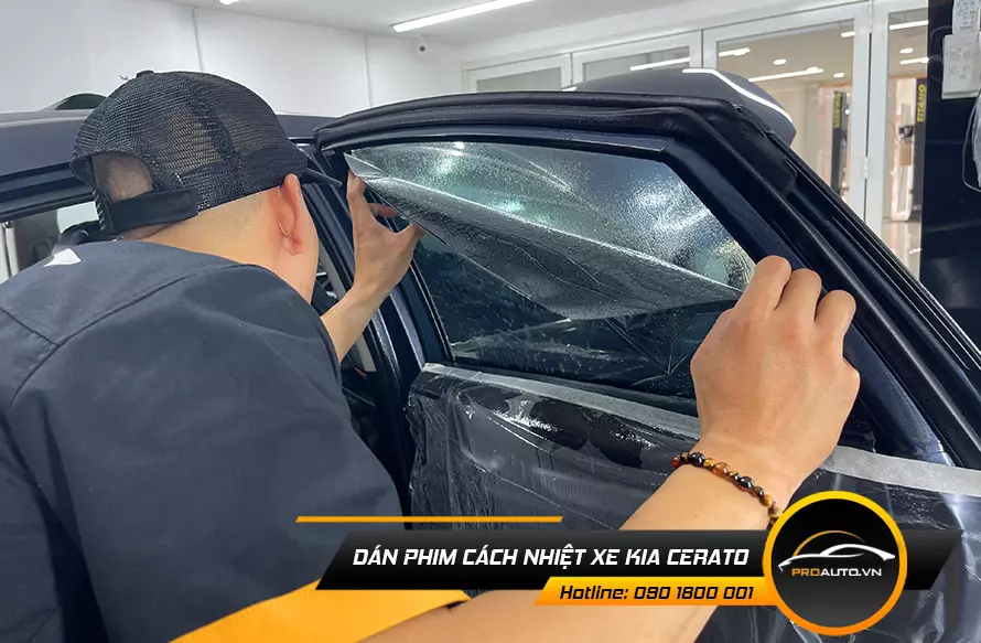 Phụ Kiện Xe Kia Cerato - Dán phim cách nhiệt xe