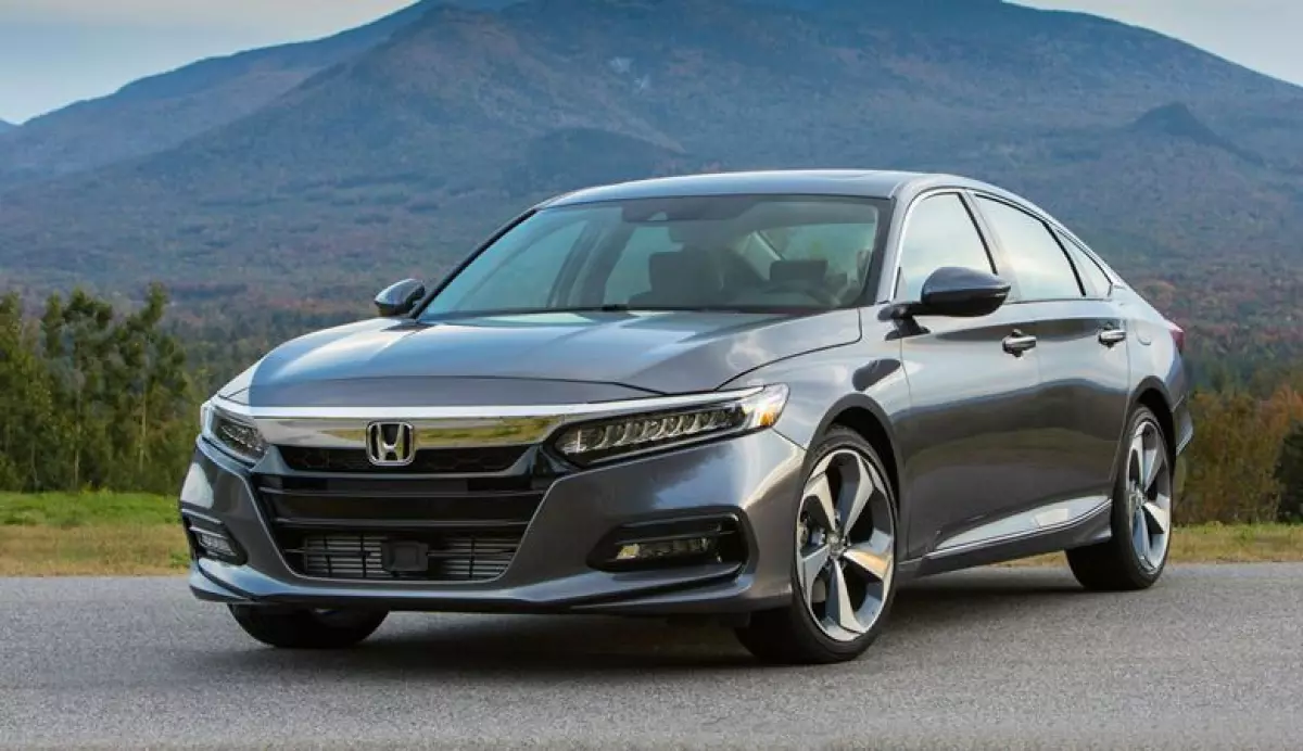 Mua xe Honda Accord cũ uy tín tại Anycar