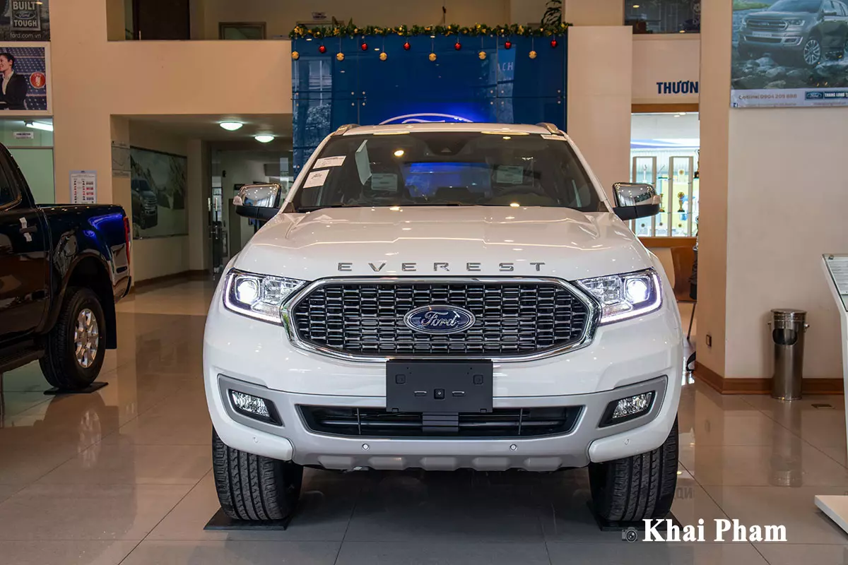 Thiết kế đầu xe Ford Everest 2021