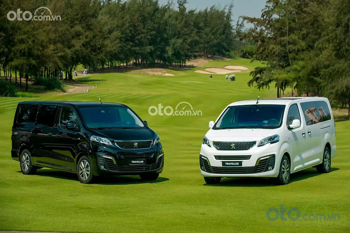 Giá xe Peugeot Traveller 2019 mới nhất