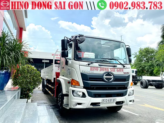 Hình ảnh xe Hino 3 giò Ga điện euro 4 gắn cẩu Unic 5 tấn