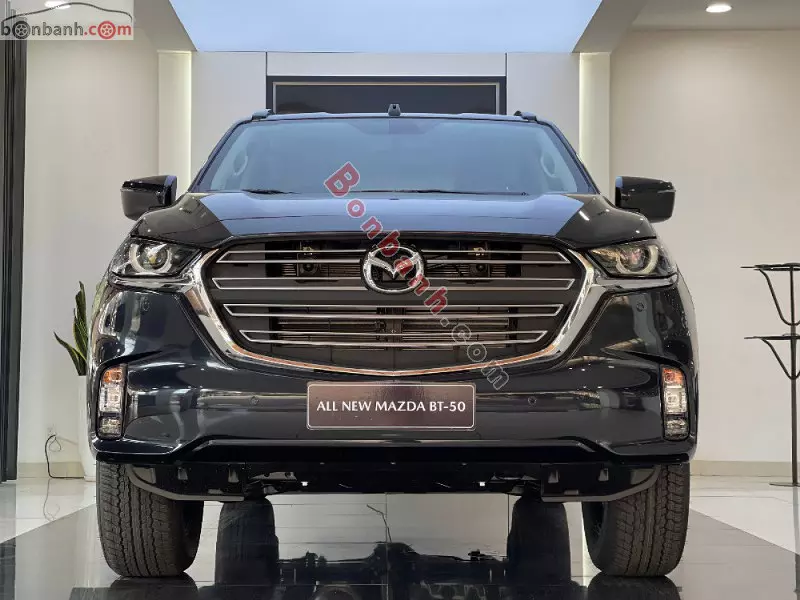 Phần đầu xe Mazda BT50 2023