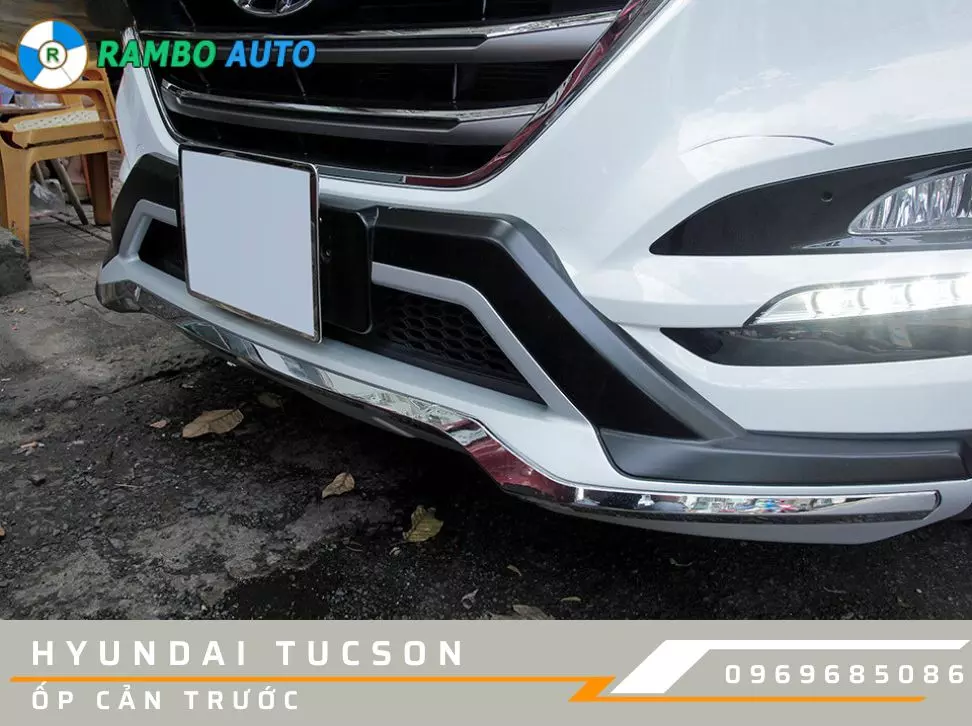 Ốp cản trước Hyundai Tucson