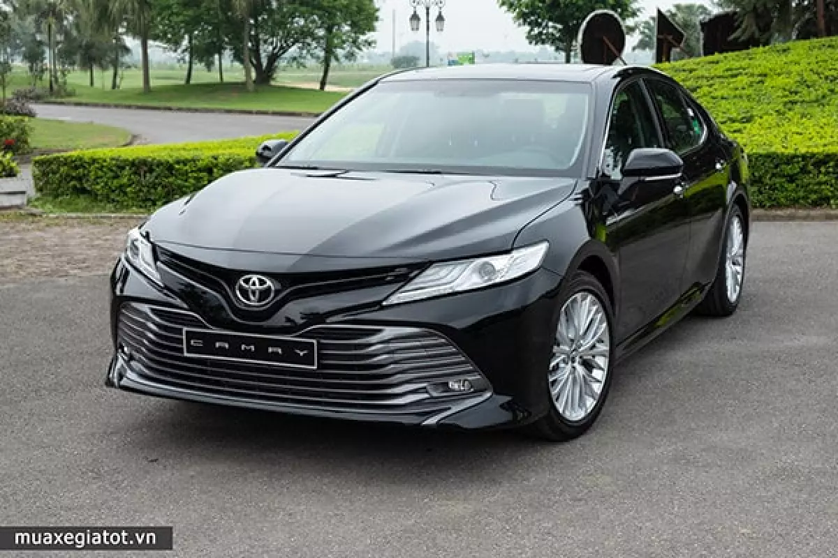 gia-xe-toyota-camry-25q-2019-2020-muaxegiatot-vn-2