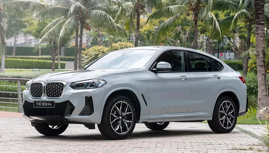 Giá xe BMW X4 2023