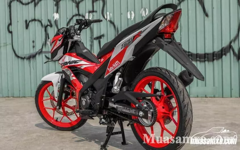 Đánh giá xe Honda Sonic 150R 2019 thế hệ mới cùng ưu nhược điểm 4