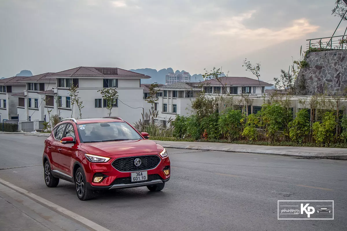 Ảnh Đầu xe MG ZS Lux+ 2021