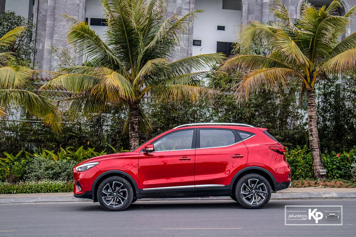 Ảnh Thân xe MG ZS Lux+ 2021