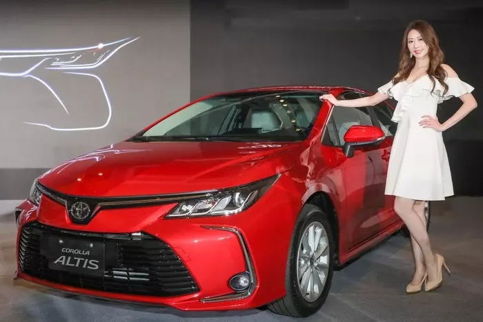 Toyota Corolla Altis 2019