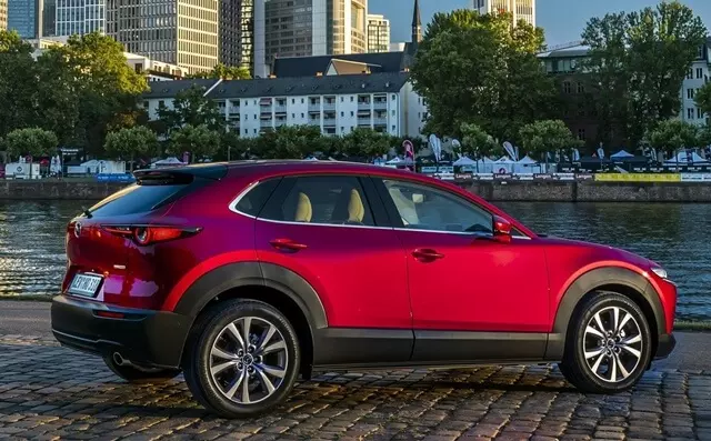 thong-so-ky-thuat-xe-mazda-cx-30