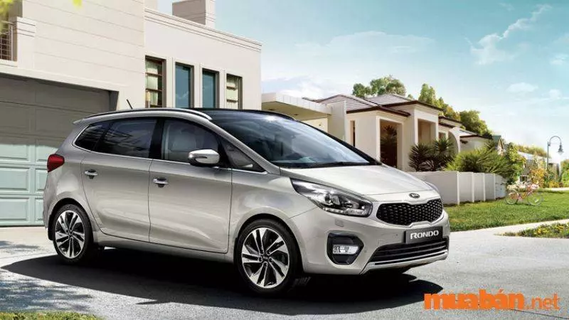 Giá xe Kia Rondo 2019 cũ