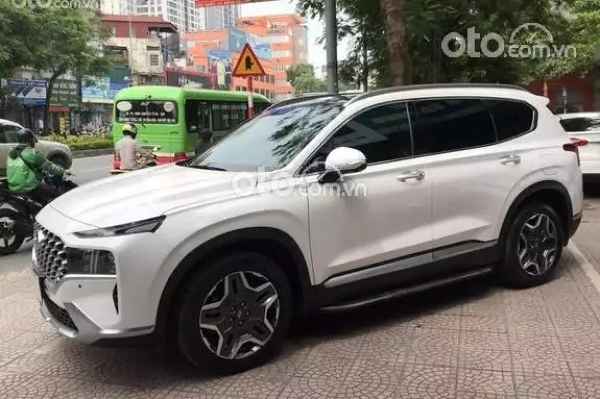 Hàng ghế sau Hyundai Santa Fe 2021