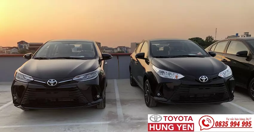 Đầu xe Vios 2022 với lướt tản nhiệt mới và cụm đèn pha tự động