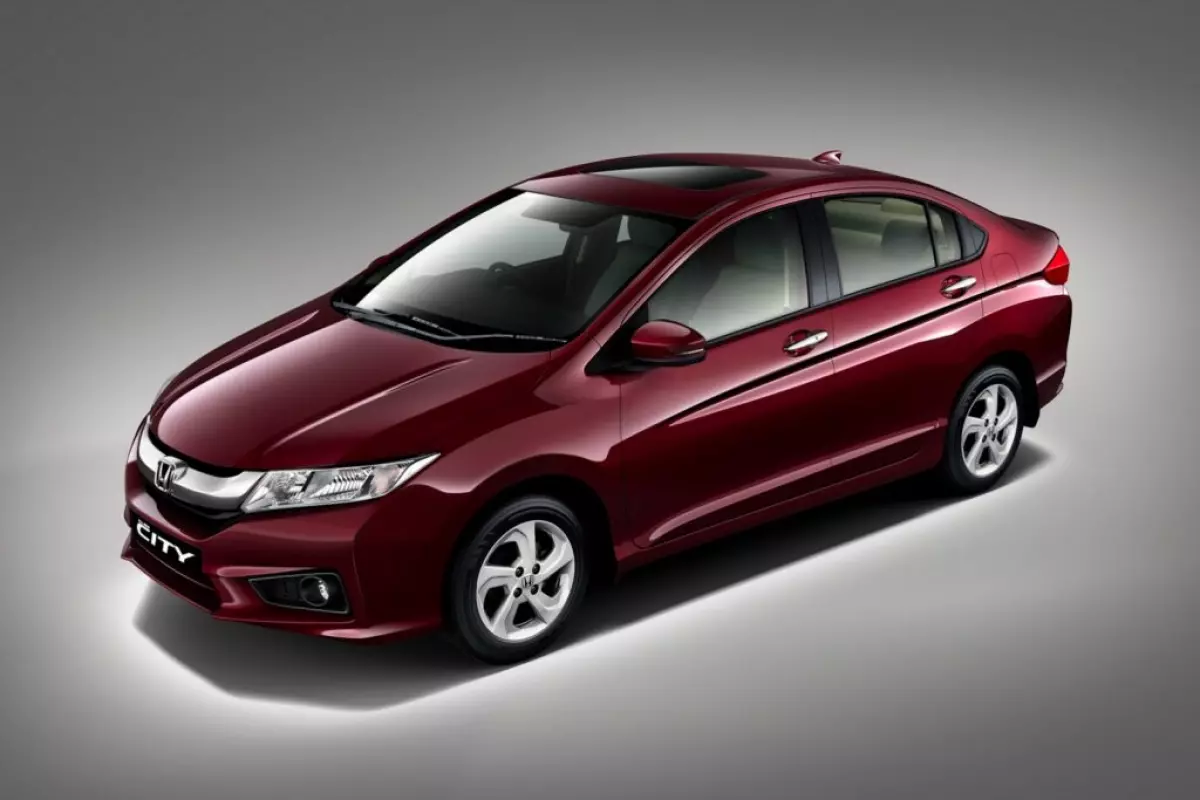 Mẫu Sedan 4 cửa Honda city - Ô tô cũ dưới 300 triệu